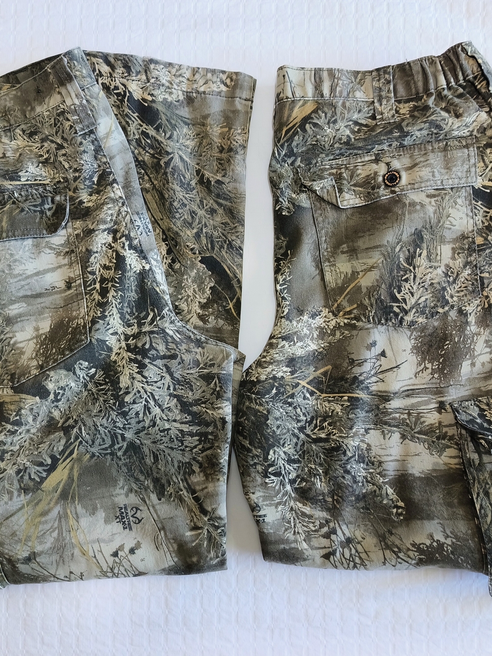 Realtree Camouflage Cargo Pants Olive Green & Tan 2 Pair Bundle